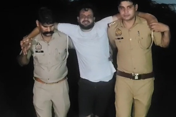 कासगंज में पुलिस और गौ-तस्करों के बीच मुठभेड़, पैर में गोली लगने से एक आरोपी घायल