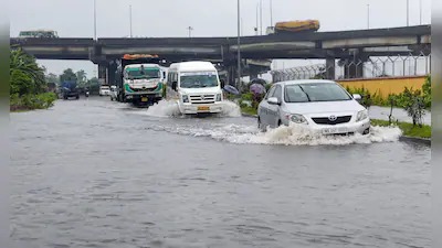 यूपी में बारिश का जोर, 9 जिलों में रेड अलर्ट, 23 अगस्त तक कई इलाकों में भारी बारिश के आसार