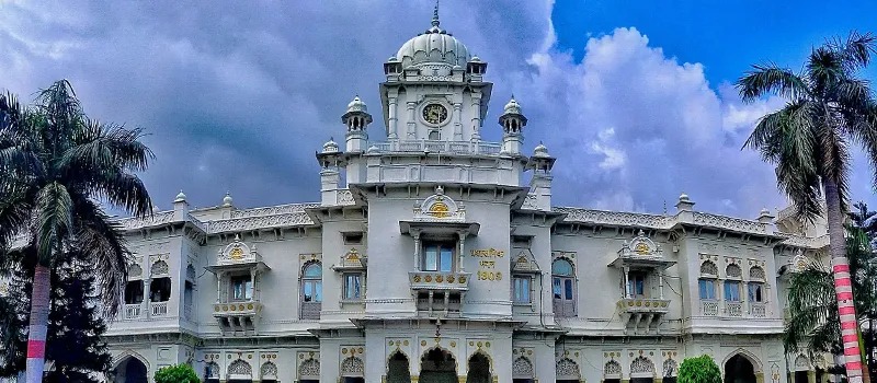 UP : KGMU ब्लड बैंक में खून की दलाली का आरोप, समीर गिरफ्तार