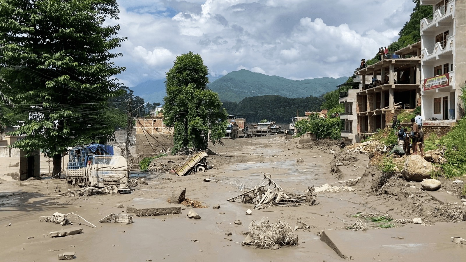 हिमालय में जब टूटा पहाड़, मची तबाही नेपाल से बिहार तक क्यों बढ़ी चिंता?