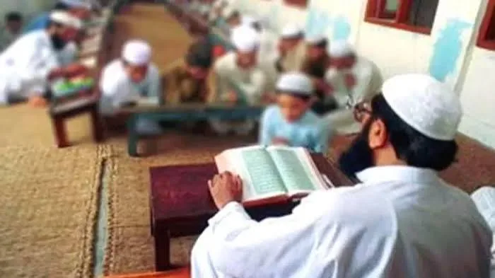मदरसा पंजीकरण विवाद: बिहार में संस्थाओं की मान्यता और छात्रों के आंकड़ों पर उठे गंभीर सवाल