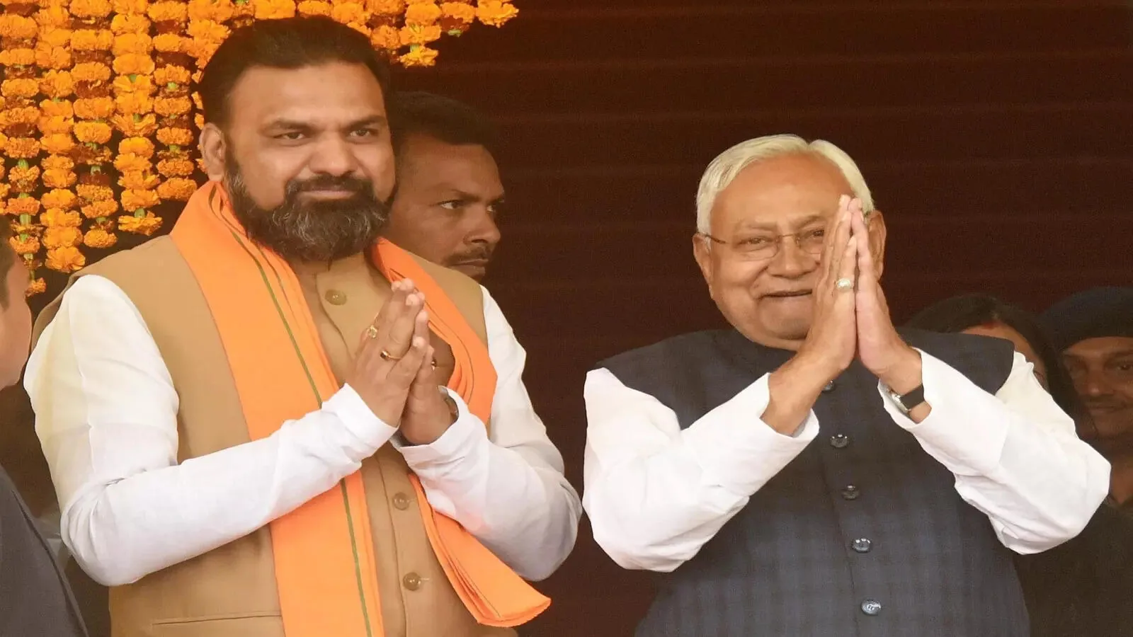 बड़ी खुशखबरी: बिहार में 32000 नई नौकरियों का ऐलान