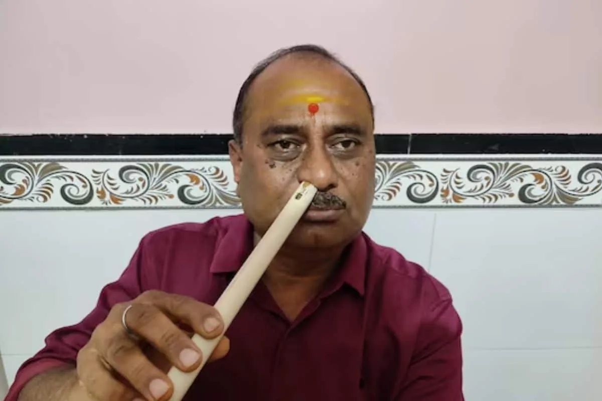 अनोखा हुनर: बीकानेर के इस शख्स ने नाक से बांसुरी बजाकर किया सबको हैरान