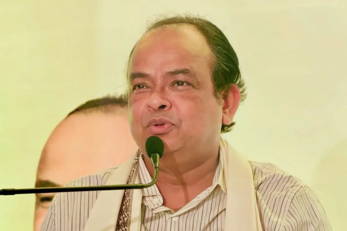 दूर दृष्टि दोष: इरफान अंसारी को 1200 किलोमीटर दूर दिल्ली की लाठियां तो दिखीं, पर रांची का लाठीचार्ज नजर नहीं आया