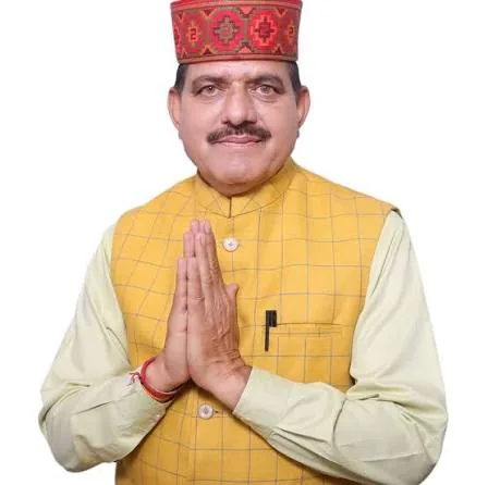 राजनीतिक बयानबाजी: कैप्टन रणजीत ने स्वास्थ्य जांच शिविरों को लेकर पूर्व विधायक पर साधा निशाना