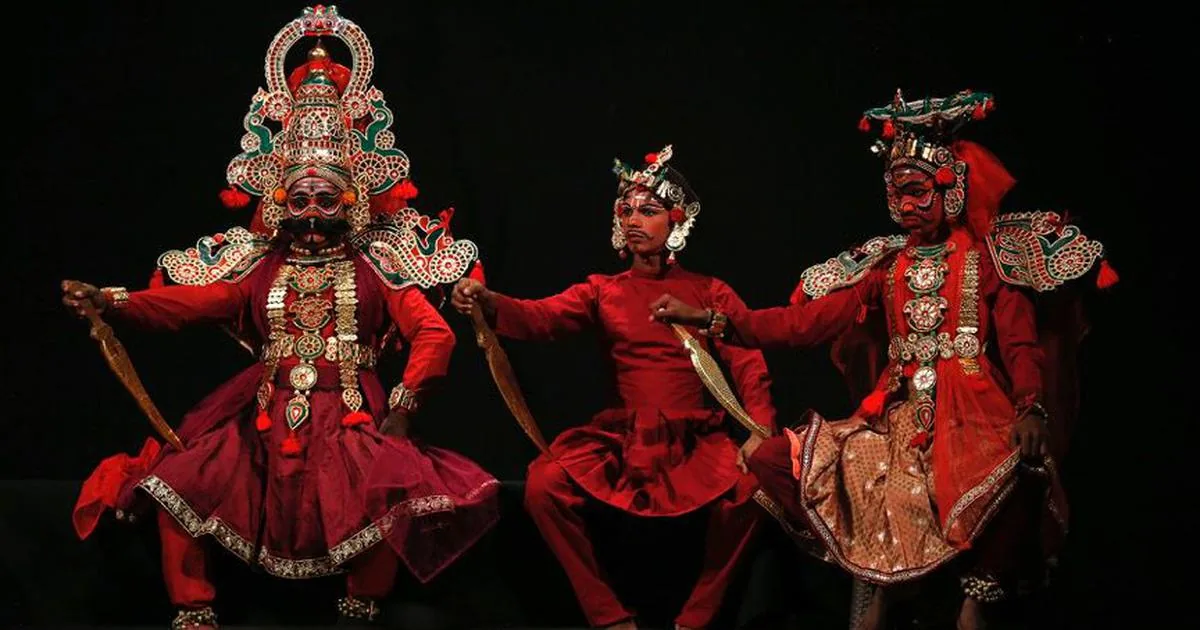 गांव की मिट्टी से राष्ट्रीय मंच तक लोक कलाकारों का प्रेरणादायक सफर, आकाशवाणी ने सहेजी भारतीय लोकसंस्कृति और पारंपरिक कलाओं की अनमोल विरासत