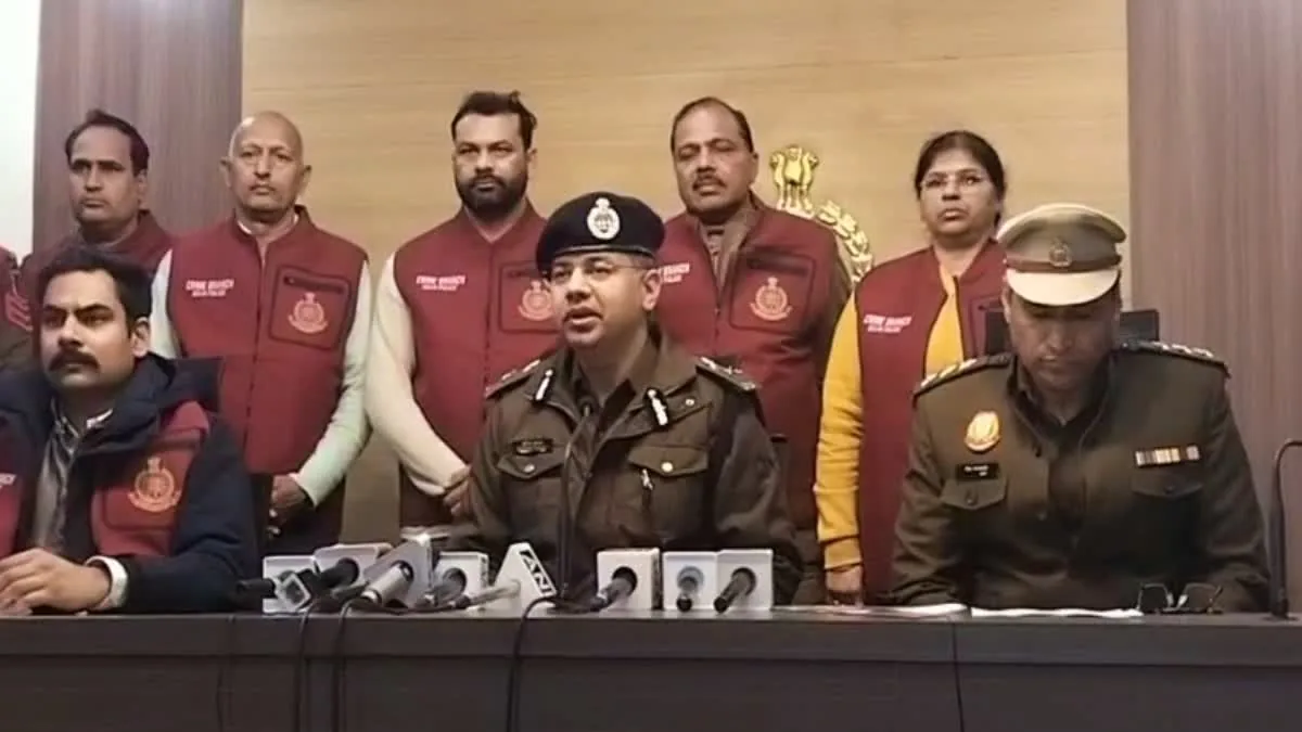 बड़ी सफलता: हिमांशु भाऊ गैंग के दो शार्प शूटर दिल्ली में मुठभेड़ के बाद गिरफ्तार, डॉक्टर की हत्या की साजिश नाकाम