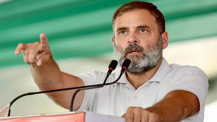 संसदीय गतिरोध पर वार: भाजपा ने राहुल गांधी पर साधा निशाना, कहा- डरें नहीं, संसद में गृह मंत्री का भाषण सुनें
