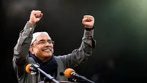 बयान पर जबरदस्त घमासान: आसिफ अली जरदारी के हिंदू अल्पसंख्यक वाले दावे पर पाकिस्तान में छिड़ा तीखा राजनीतिक विवाद
