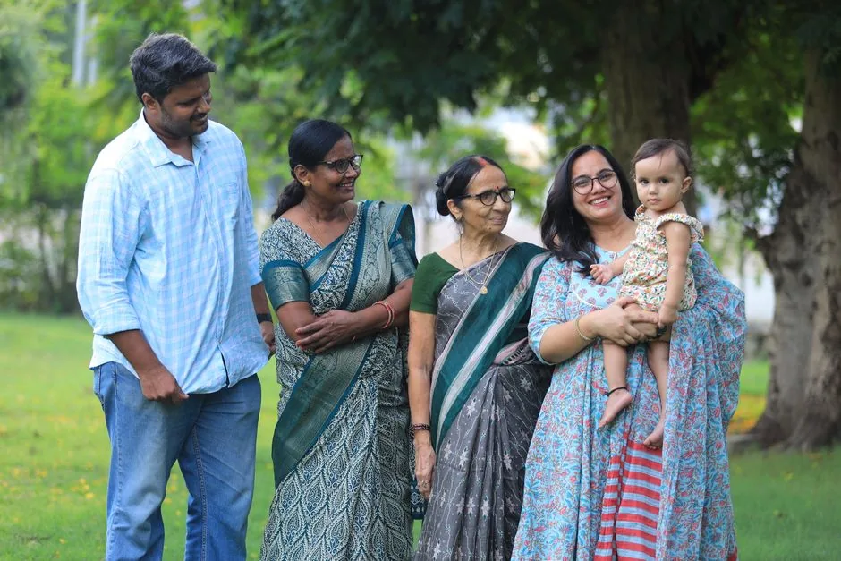 पीढ़ीगत अंतराल: राजनीतिक विचारधाराओं के कारण माता-पिता और बच्चों में बढ़ती दूरियां