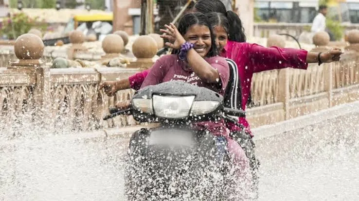मौसम में बदलाव: भोपाल समेत मध्य प्रदेश के पांच जिलों में भारी बारिश का अलर्ट
