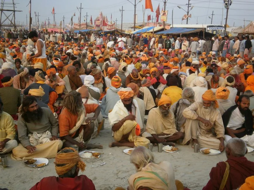 कुंभ तैयारियां: नासिक में जनता की परेशानी पर सीएम ने जताया खेद, मुंबई में पांच बीएलओ निलंबित