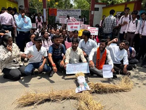छात्र आक्रोश: झारखंड में प्रदर्शन के दौरान पुतला दहन पर छात्र नेता पीयूष कुमार की आई प्रतिक्रिया
