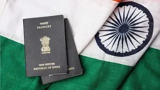 बड़ी प्रशासनिक हलचल: आठ सीमाई राज्यों में नागरिकता का फैसला लेंगे डीएम, अभिषेक बनर्जी से हाईकोर्ट ने पूछे तीखे सवाल