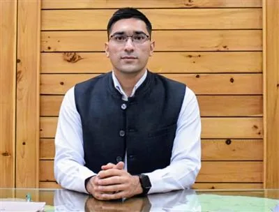 जिला प्रशासन अपडेट: चंबा के डीसी मुकेश रेपसवाल और अन्य प्रशासनिक गतिविधियों की खबरें