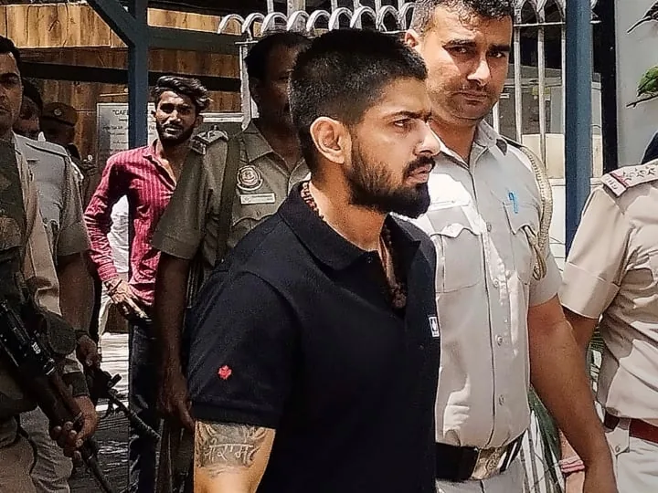 बड़ी कार्रवाई: लॉरेंस बिश्नोई गैंग से जुड़े अमर को दिल्ली क्राइम ब्रांच ने दबोचा, मांगी थी 2 करोड़ की रंगदारी