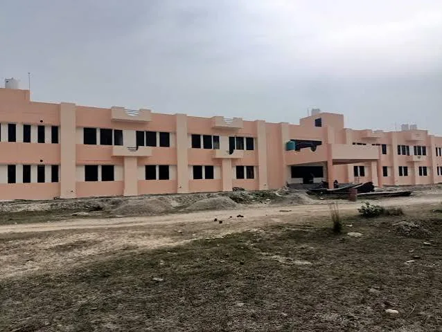 प्रशासनिक लापरवाही: सहारनपुर में स्पोर्ट्स कॉलेज के रपटे के लिए नहीं ली गई सिंचाई विभाग की एनओसी