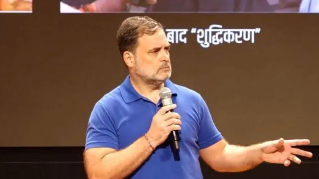 राजनीतिक विवाद: मल्लिकार्जुन खरगे की सभा के बाद शुद्धिकरण पर राहुल गांधी की FIR की मांग