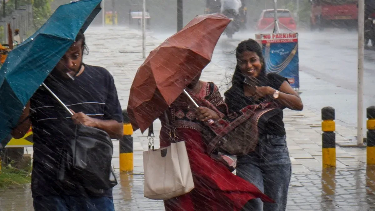 मौसम की चेतावनी: झारखंड में बहुत भारी बारिश के आसार, 3 जिलों में रेड अलर्ट जारी