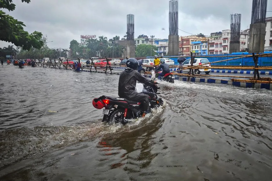 पटना में जिला प्रशासन ने मानसून सीजन को देखते हुए जलभराव से निपटने के लिए विशेष नियंत्रण कक्ष बनाया