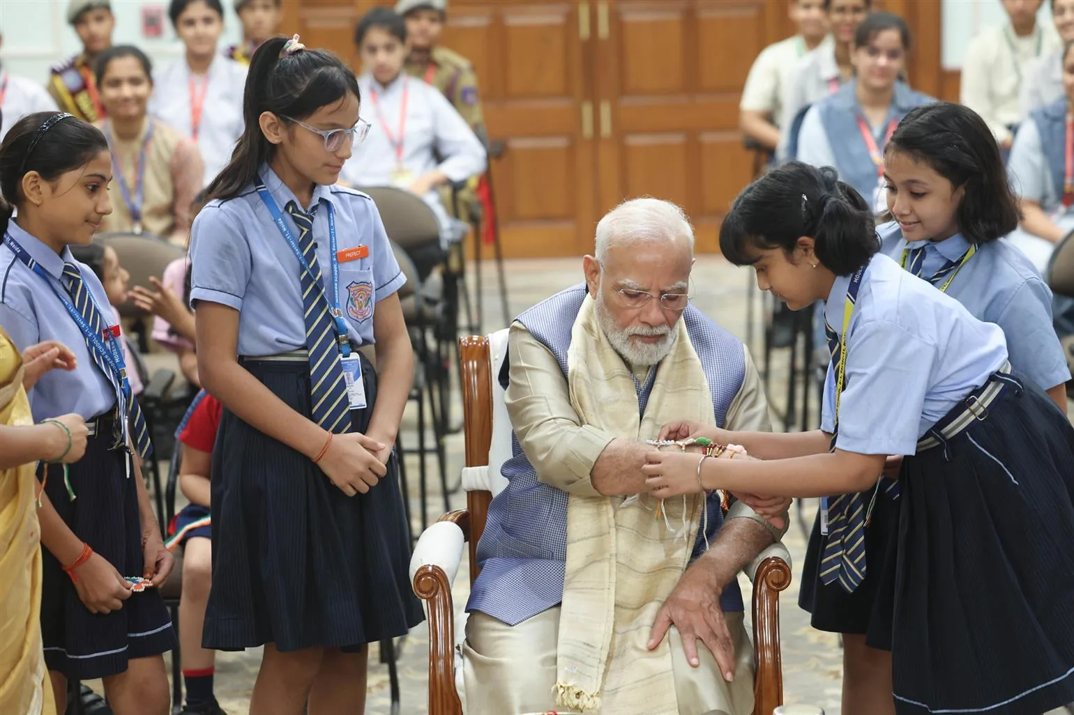 नीतिगत पृष्ठभूमि: पीआईबी ने साझा किया महत्वपूर्ण आधिकारिक विवरण और दस्तावेज