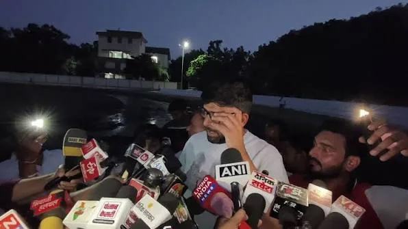 व्यवस्था पर निराशा: दिग्विजय चौटाला ने भिवानी के भीम स्टेडियम का किया दौरा