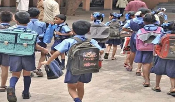 परिषदीय स्कूलों की निगरानी और चाइल्ड ट्रैकिंग होगी मजबूत, योगी सरकार ने मंजूर किया 6.55 करोड़ का बजट