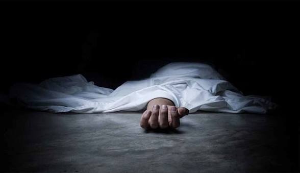 शिकोहाबाद में गर्भवती महिला की मौत के बाद नया विवाद, अंतिम संस्कार की राख में मिली लोहे की छैनी
