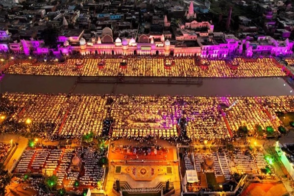 दीयों से सजेगी अयोध्या, आसमान में दिखेगा 2100 ड्रोन का शानदार शो
