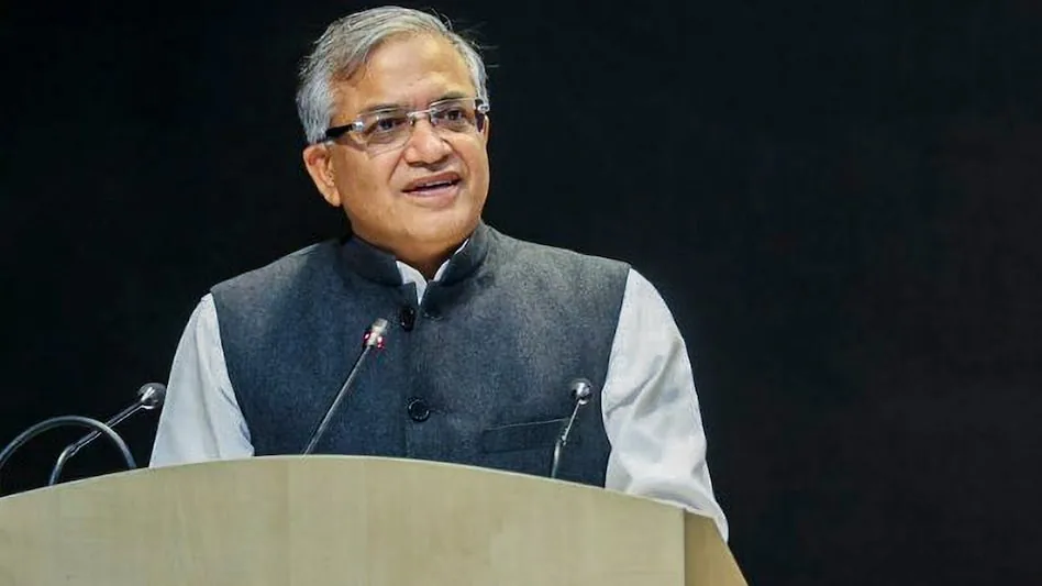 आरोपों पर स्पष्टीकरण: चुनाव आयोग ने कहा सभी निर्णय हुए बहुमत से