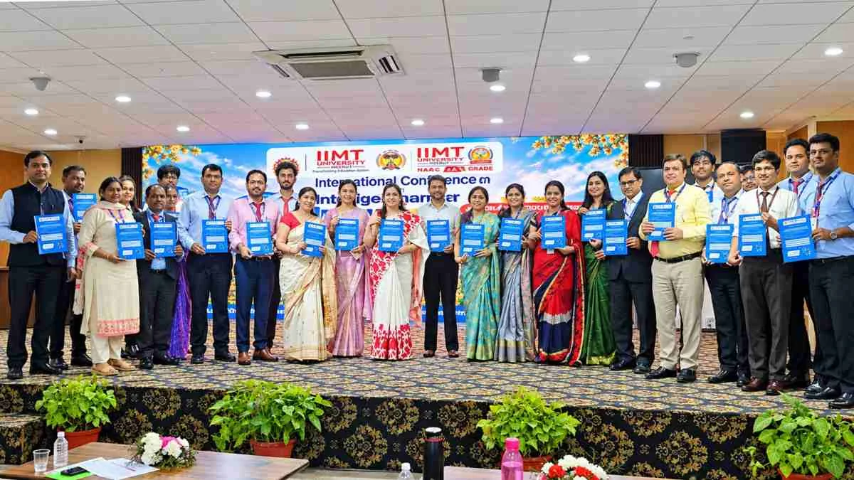 तकनीकी सत्र: मेरठ में एआई और आधुनिक तकनीकों पर विशेष जानकारी दी गई