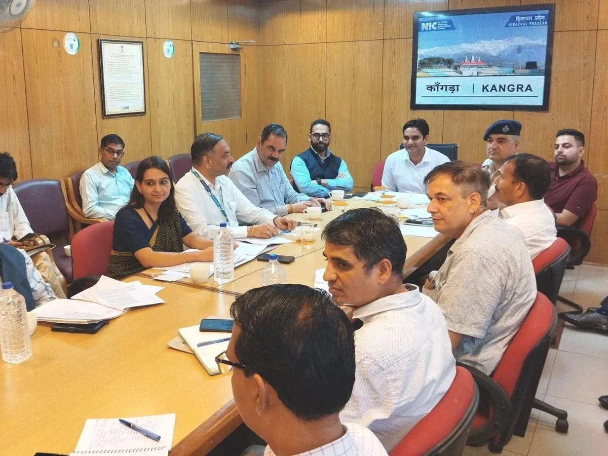 प्रशासनिक अपडेट: डीआरओ कांगड़ा हेमराज बैरवा और अन्य जिला समाचारों पर विशेष फोकस
