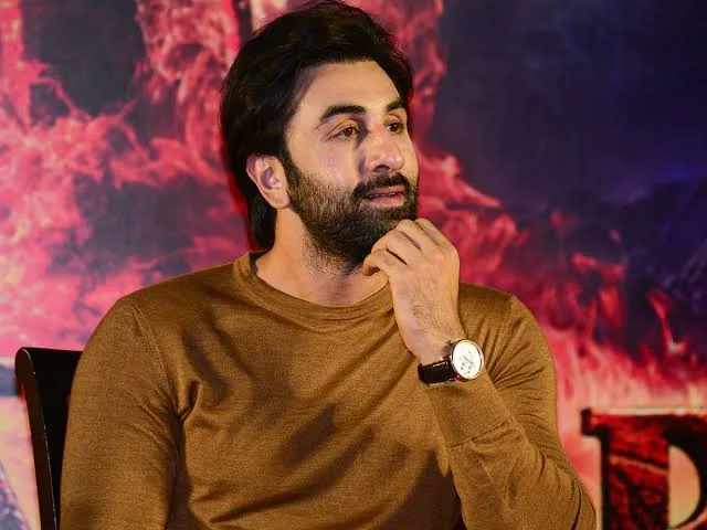 बॉलीवुड का रॉकस्टार: अभिनेता रणबीर कपूर का पैंतालीसवें वर्ष में प्रवेश और सिने सफर