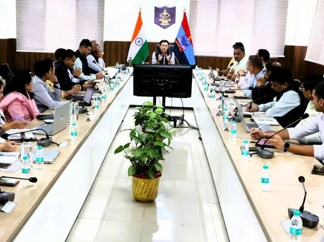 स्मार्ट पुलिसिंग: अपराध नियंत्रण से साइबर सुरक्षा तक उत्तराखंड में बढ़ेगा तकनीक का उपयोग