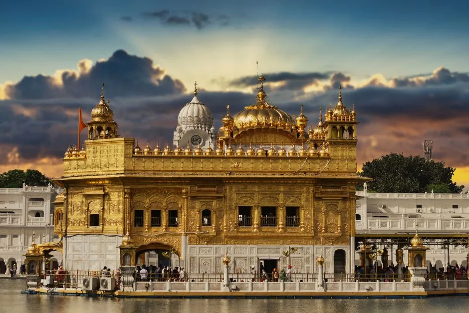 आध्यात्मिक यात्रा: अमृतसर से पटना साहिब तक देश के 5 सबसे प्रसिद्ध गुरुद्वारे