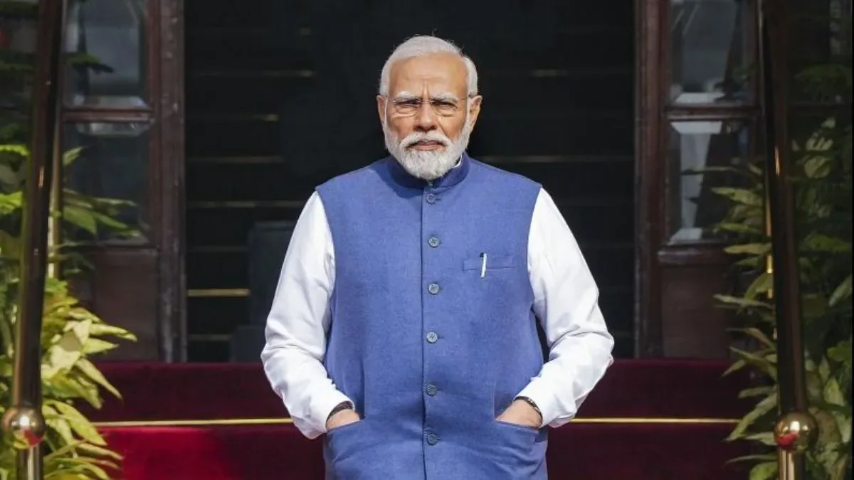 सुरक्षा में चूक: मुंबई के जियो सेंटर से दो संदिग्ध गिरफ्तार, खुद को बताया पीएमओ अधिकारी