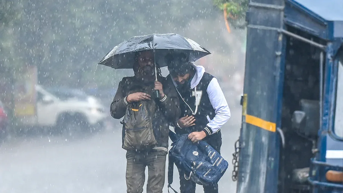 मौसम में बदलाव: दिल्ली और यूपी समेत कई राज्यों में बारिश का अलर्ट