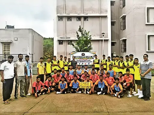 शानदार प्रदर्शन: क्लस्टर स्पोर्ट्स मीट में दानवाव ने कबड्डी में हासिल किया पहला स्थान
