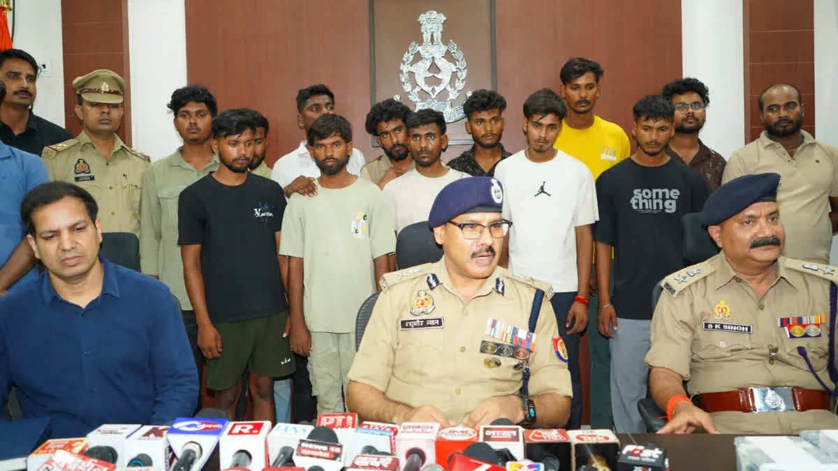 बड़ी कार्रवाई: साइबर अपराध मामले में आरोपी हथौड़ा से गिरफ्तार