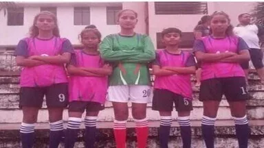 शानदार उपलब्धि: बलिया की तीन होनहार बेटियों ने लगातार चौथी बार उत्तर प्रदेश जूनियर फुटबॉल टीम में बनाई जगह