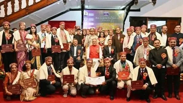 शिक्षक सम्मान समारोह: राज्यपाल द्वारा राज्य के 32 शिक्षकों को मिला प्रतिष्ठित पुरस्कार