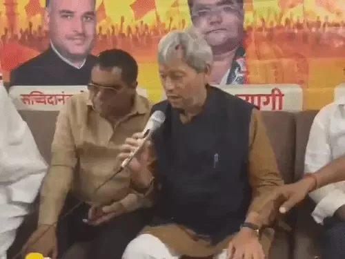 भव्य स्वागत समारोह: गाजियाबाद में तीरथ सिंह रावत का हुआ जोरदार अभिनंदन और देश की प्रगति पर विचार