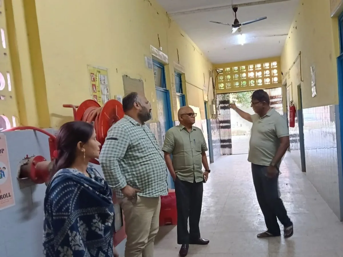 स्वास्थ्य सेवा में उपलब्धि: सीजेरियन प्रसव के मामले में बीकापुर सीएचसी को मिला प्रदेश में दूसरा स्थान