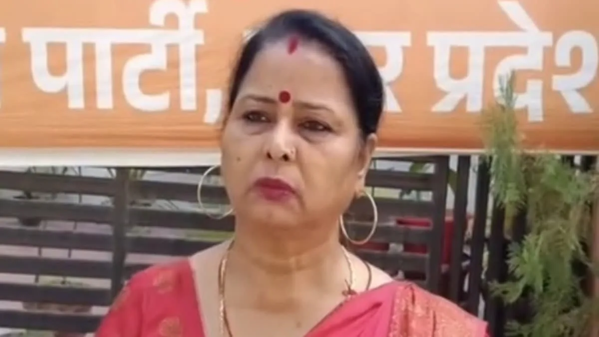राजनीतिक उठापटक: भाजपा महिला मोर्चा कुशीनगर की जिलाध्यक्ष ने दिया इस्तीफा