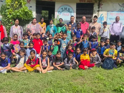 खेलकूद प्रतियोगिता: नौगांव अखौड़िया में छात्रों ने दिखाया अपना दमखम