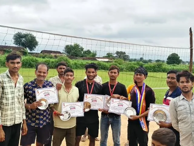 प्रतिभा सम्मान: सपहा में पाठा के प्रतिभावान खिलाड़ियों को किया गया सम्मानित