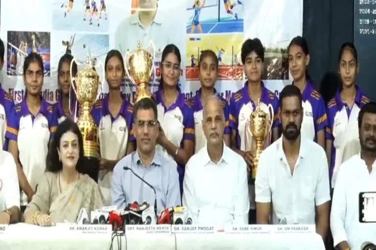 वॉलीबॉल प्रतियोगिता: मेरा हरियाणा कप का आयोजन आगामी 10 व 11 अक्तूबर को फरीदाबाद में होगा