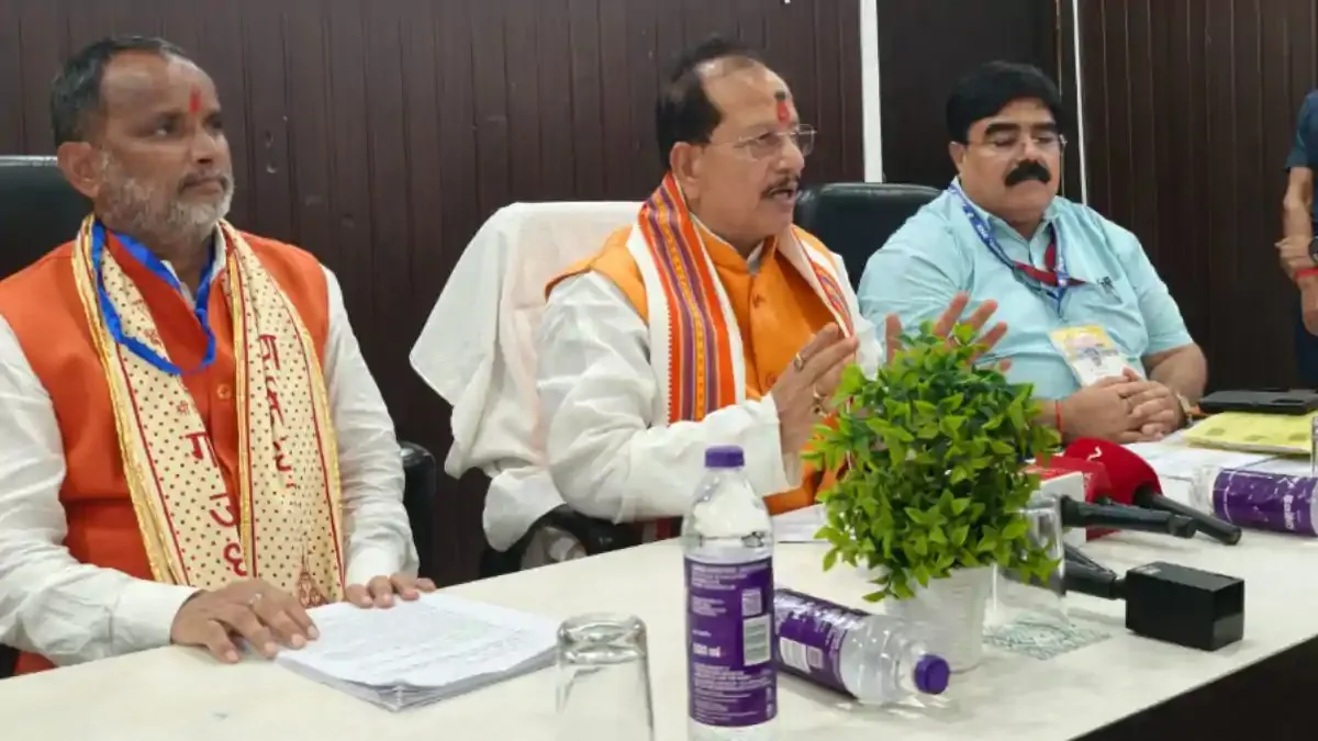सुरक्षा इंतजाम: पितृपक्ष मेला में एआई और क्यूआर रिस्टबैंड से होगी निगरानी