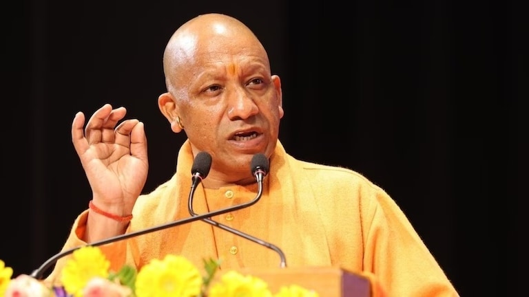 गांव में खुला पढ़ाई का नया रास्ता, डिजिटल लाइब्रेरी से युवाओं को मिल रही शहर जैसी सुविधा