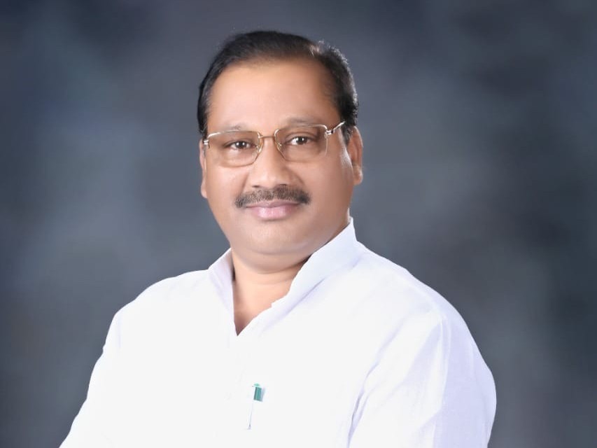 ‘मैं टूंडला विधायक बोल रहा हूं..’, बैंक में मैनेजर से उलझ गए भाजपा विधायक, बोले- बार-बार बताना पड़ेगा क्या?